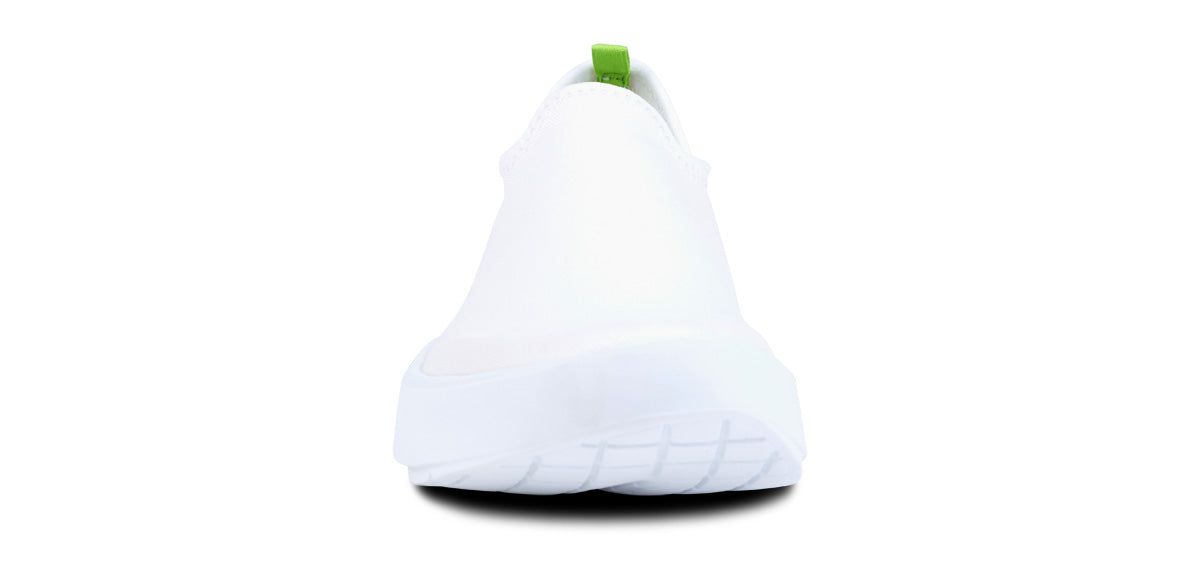 Oofos OOmg eeZee Low Shoe Schoenen Dames Wit | PE9360218